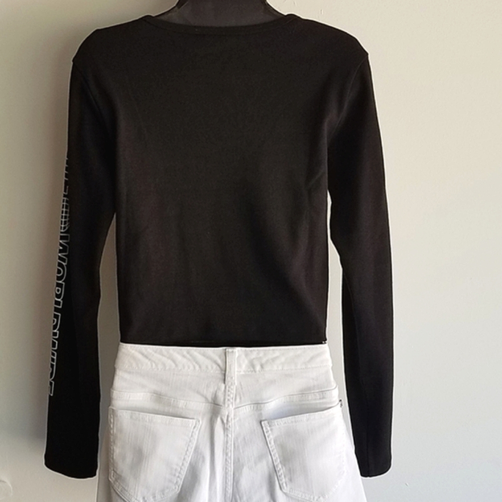 HUF World Tour Ladies Long Sleeve Crop Top Limited Edition - Picture 7 of 11